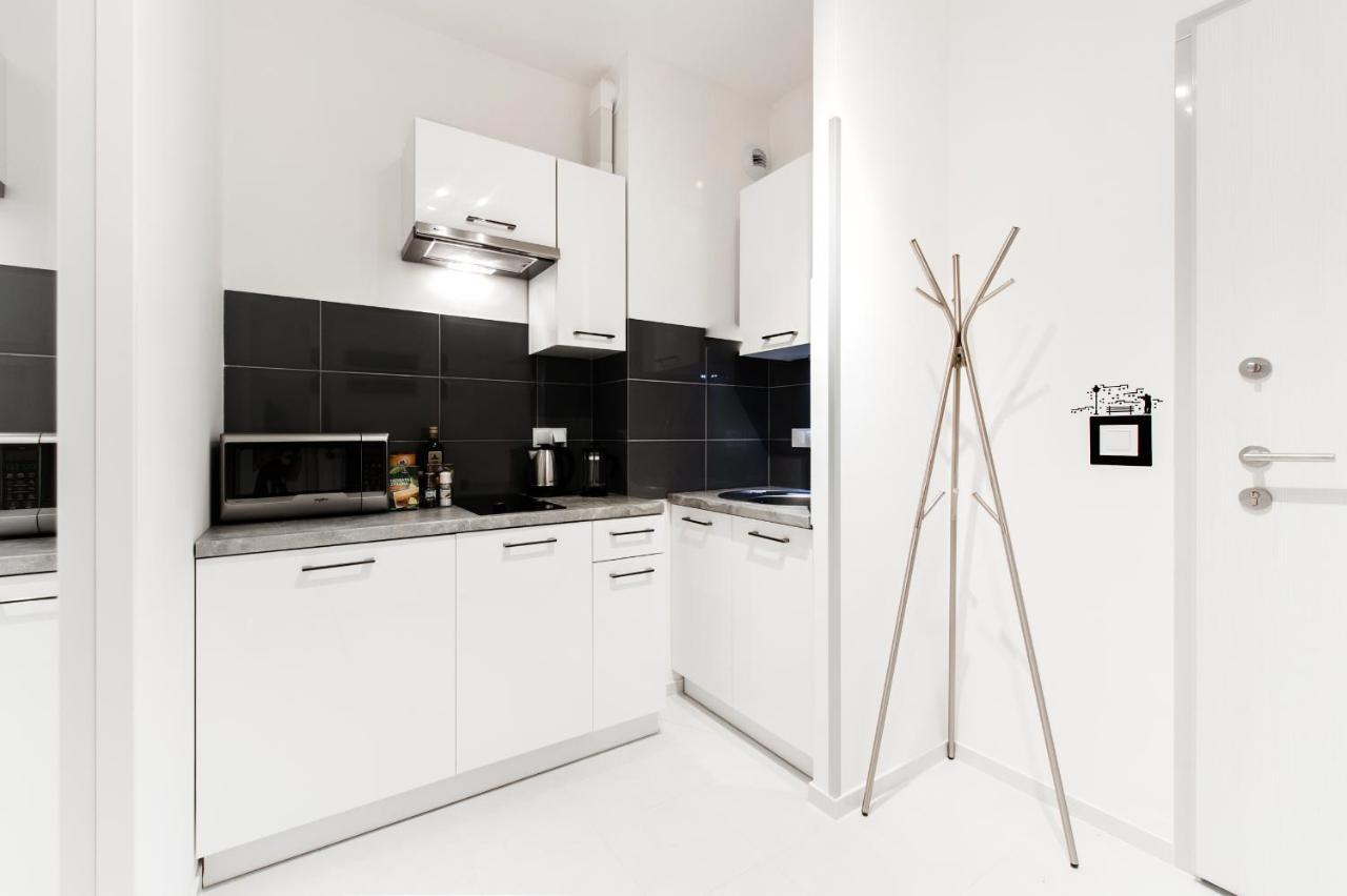 Апартаменты Super Apart Dywizjonu 303 175/8 Варшава Номер фото
